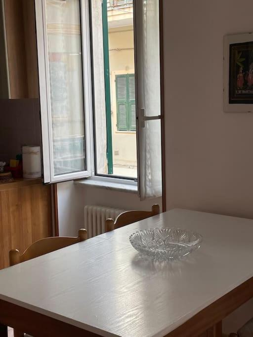 Appartamento A Due Passi Dal Mare Finale Ligure Exterior photo